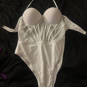 Swimsuit no tags never worn